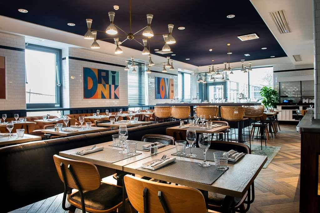Kopster Hotel Lyon Groupama Stadium Decines-Charpieu Restoran gambar